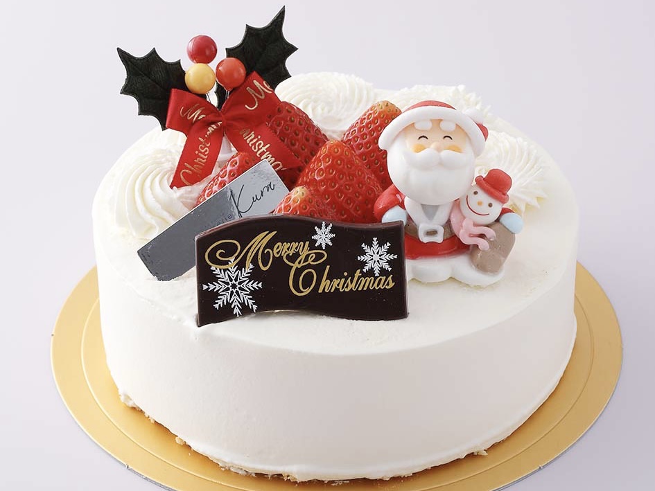 自家製のスポンジケーキで岐阜県産の苺、美濃娘と生クリームをサンドしたクリスマス定番のケーキです。苺は2段入っていてたっぷり堪能できる贅沢なケーキです。<br /> <br /> 